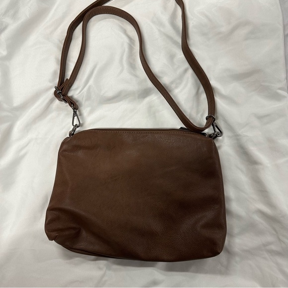 Joy Susan Vegan Leather (Faux) crossbody - Picture 2 of 5